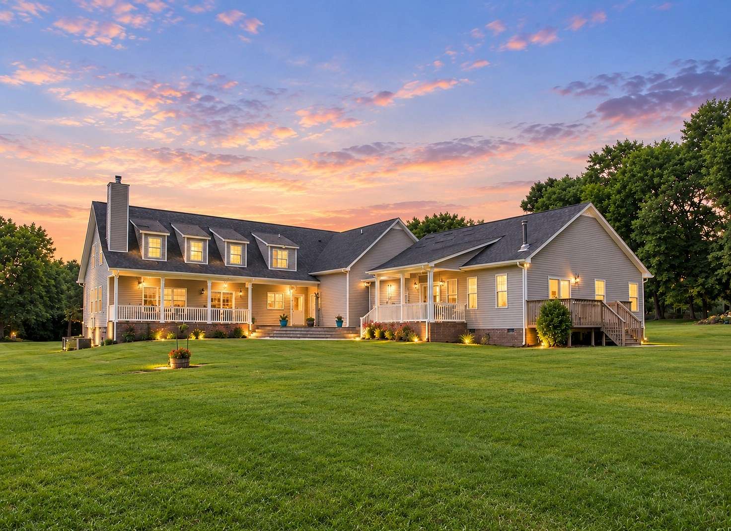1.8 Acres of Land with Home for Sale in Columbia, Tennessee