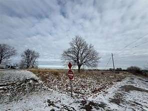 0.92 Acres of Residential Land for Sale in Pleasant Hill, Iowa