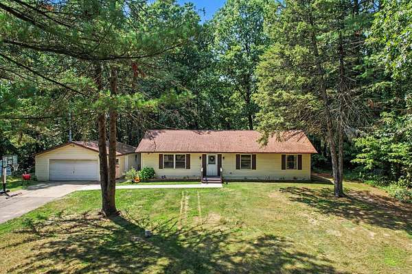 2 Acres of Land with Home for Sale in Battle Creek, Michigan
