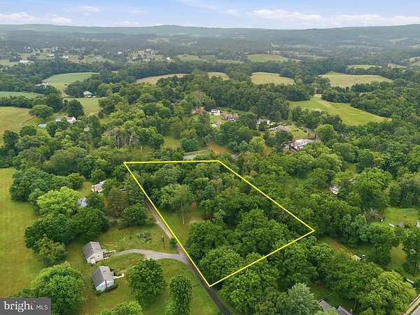 2.22 Acres of Residential Land for Sale in Purcellville, Virginia