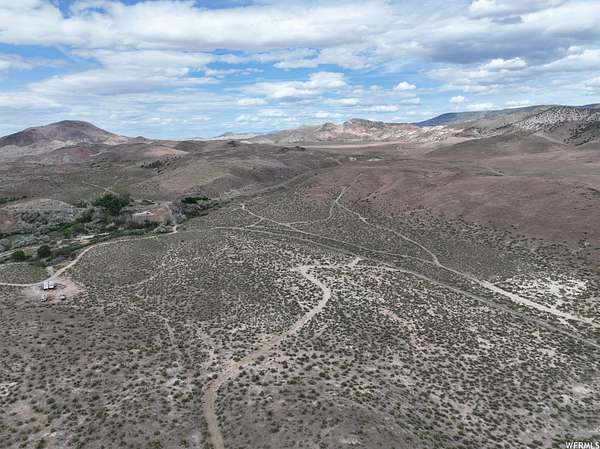 10 Acres of Residential Land for Sale in Glenwood, Utah