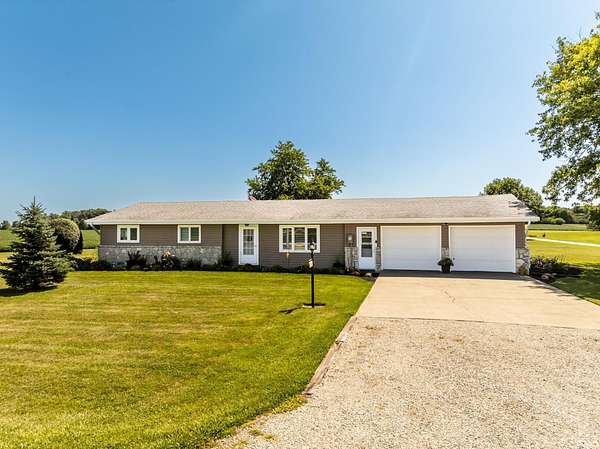 2 Acres of Land with Home for Sale in Albany, Indiana
