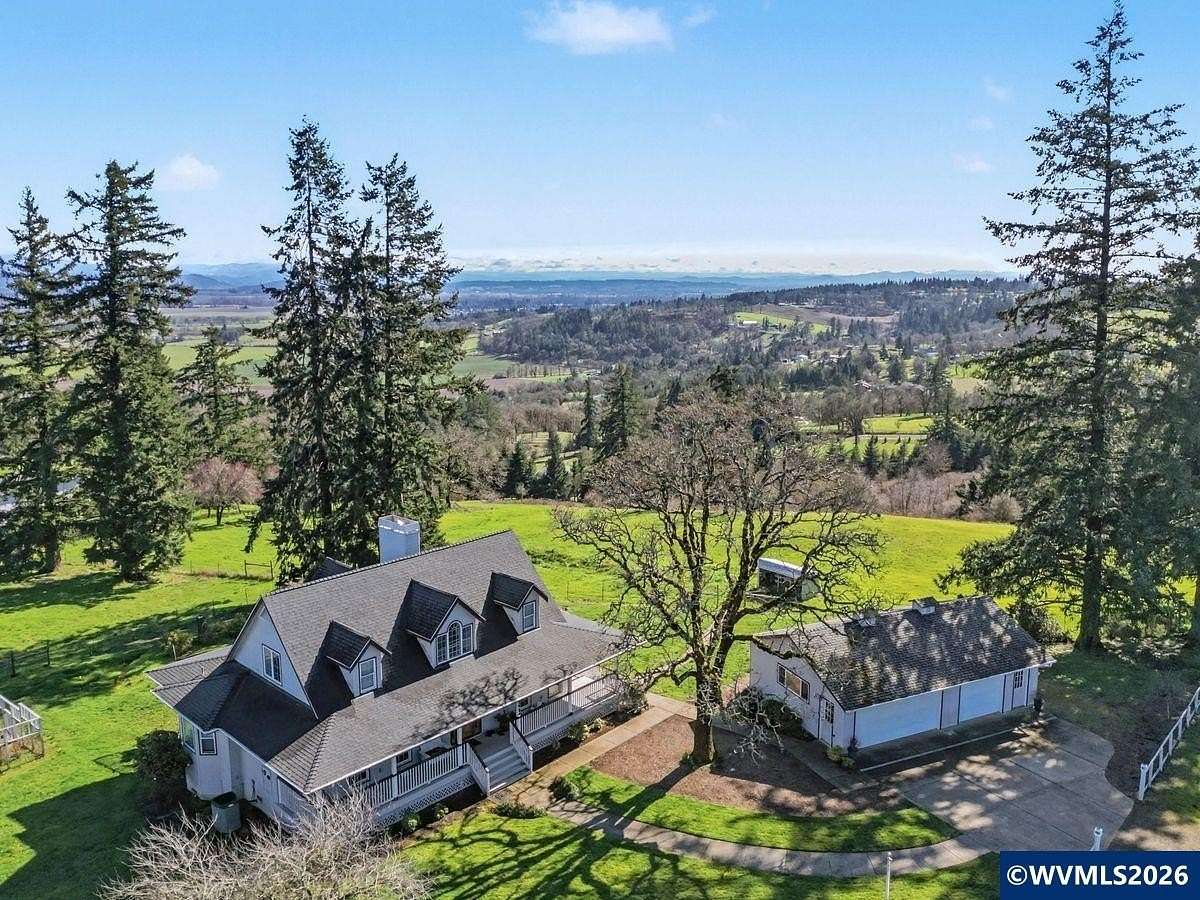 5.1 Acres of Land with Home for Sale in Turner, Oregon