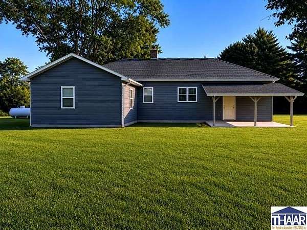 170 Acres of Recreational Land with Home for Sale in Clinton, Indiana