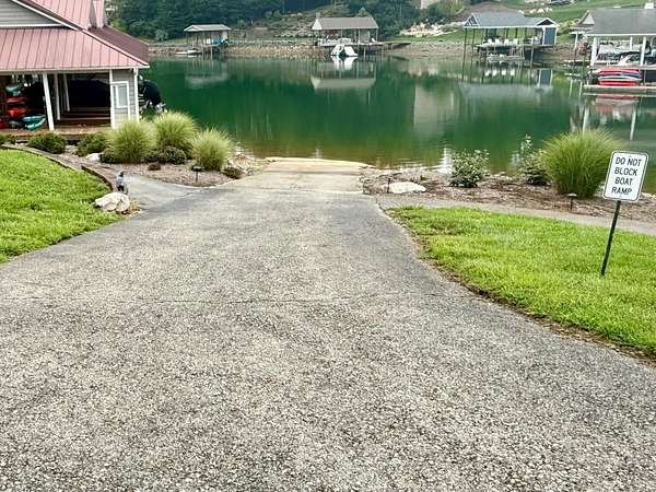 0.65 Acres of Residential Land for Sale in Moneta, Virginia