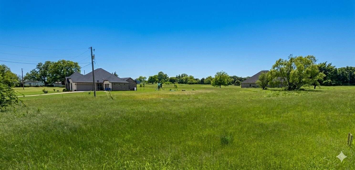 1 Acre of Residential Land for Sale in Keene, Texas
