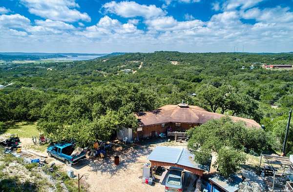 8.56 Acres of Improved Mixed-Use Land for Sale in Lakehills, Texas