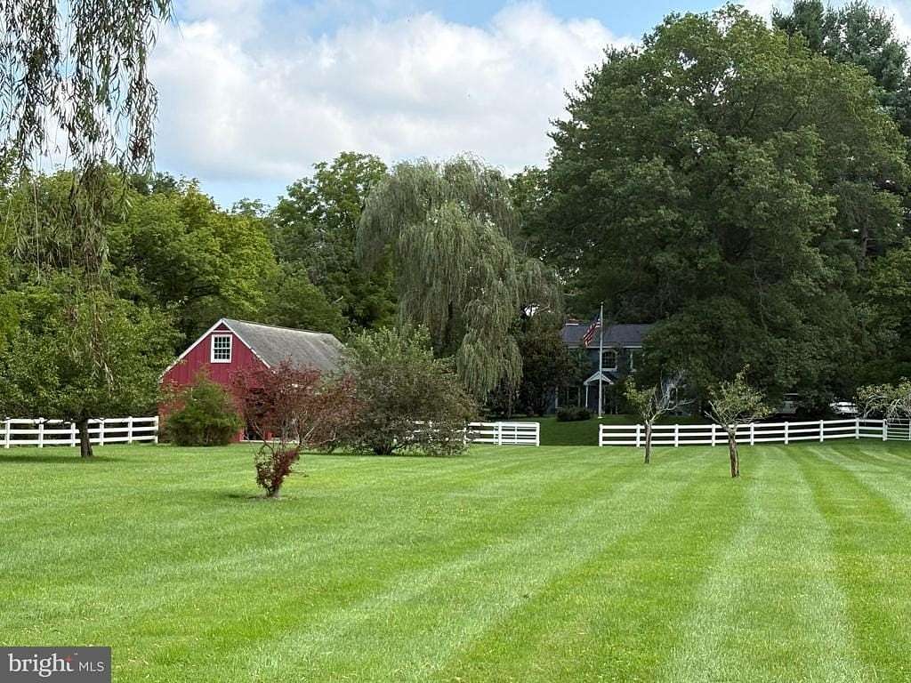 4 Acres of Land with Home for Sale in West Grove, Pennsylvania