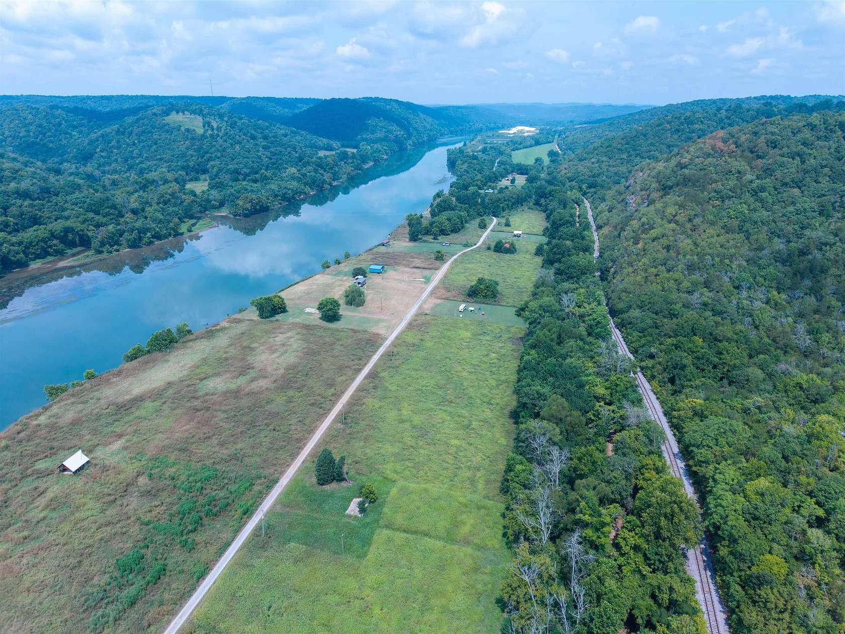 0.96 Acres of Residential Land for Sale in Guion, Arkansas