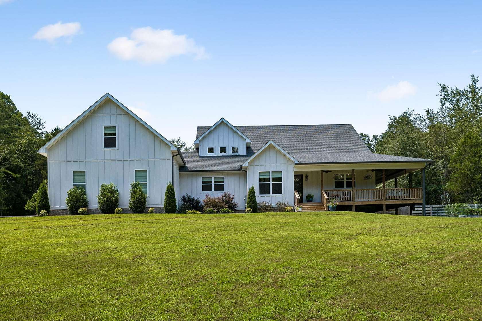 5 Acres of Land with Home for Sale in Harrison, Tennessee