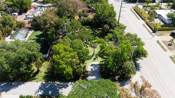 0.45 Acres of Residential Land for Sale in Sarasota, Florida