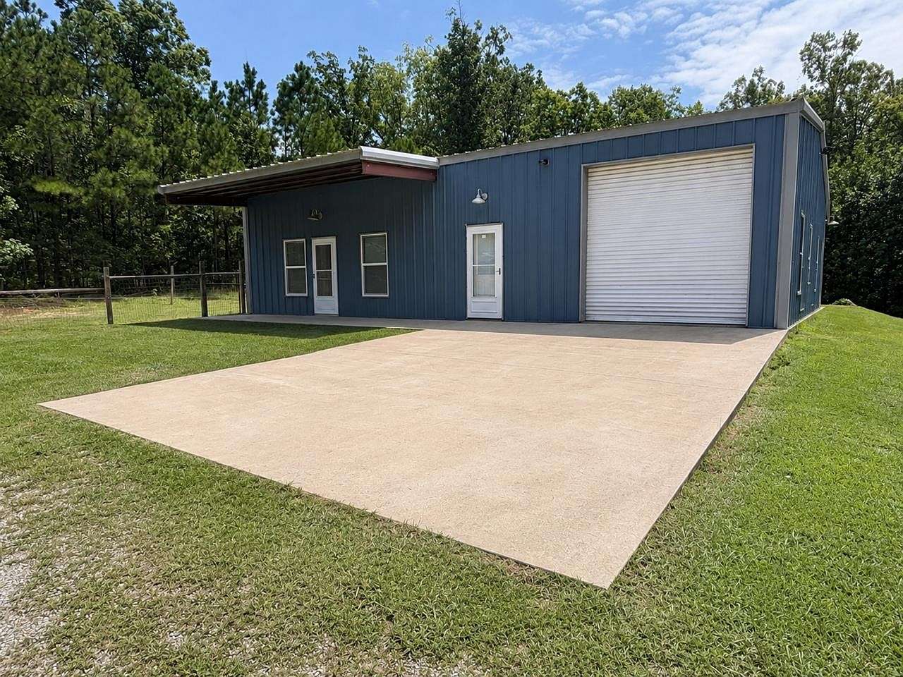 50.6 Acres of Recreational Land with Home for Sale in Sugar Tree, Tennessee