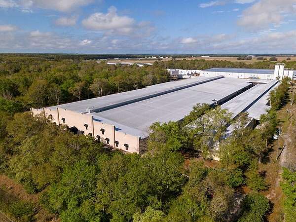 14 Acres of Improved Commercial Land for Lease in Brooksville, Florida