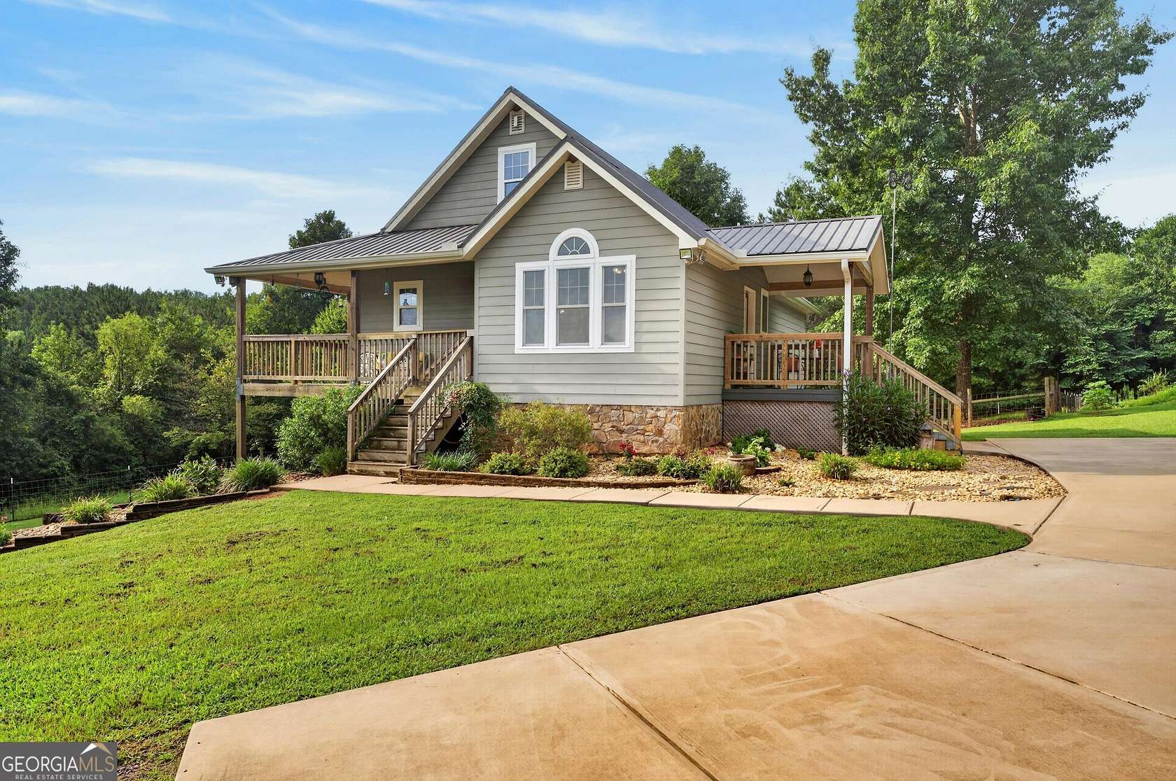 10 Acres of Land with Home for Sale in Forsyth, Georgia