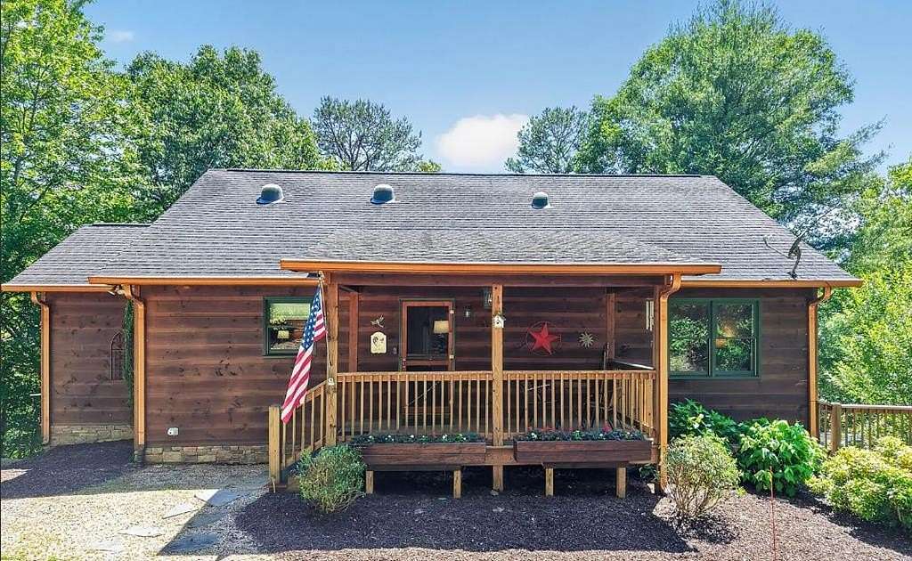 1.56 Acres of Land with Home for Sale in Ellijay, Georgia