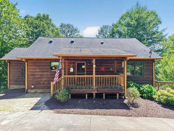 1.56 Acres of Land with Home for Sale in Ellijay, Georgia