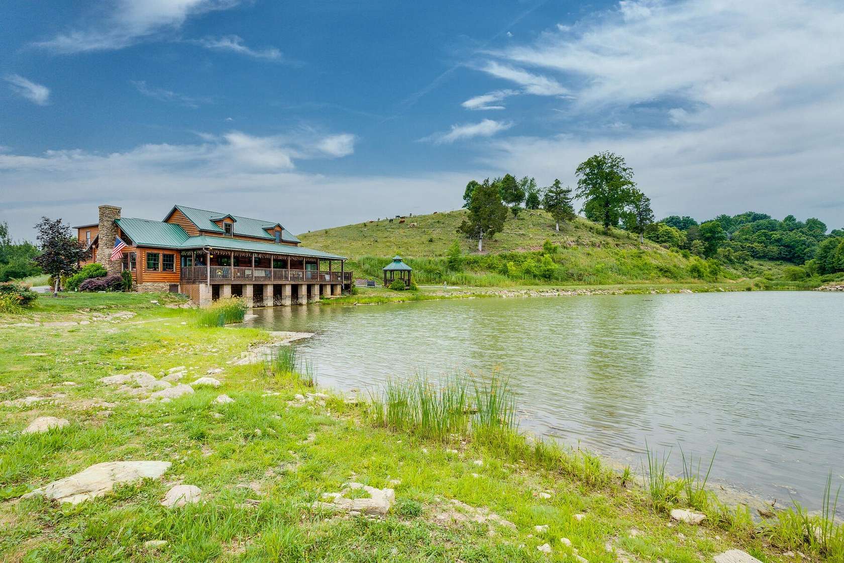 35 Acres of Land with Home for Sale in Honaker, Virginia