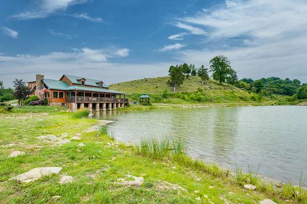 35 Acres of Land with Home for Sale in Honaker, Virginia