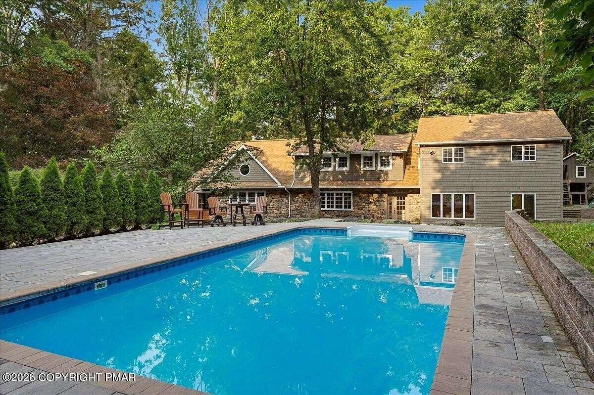 2.2 Acres of Land with Home for Sale in Scotrun, Pennsylvania
