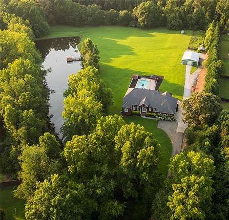 7 Acres of Land with Home for Sale in Cumming, Georgia