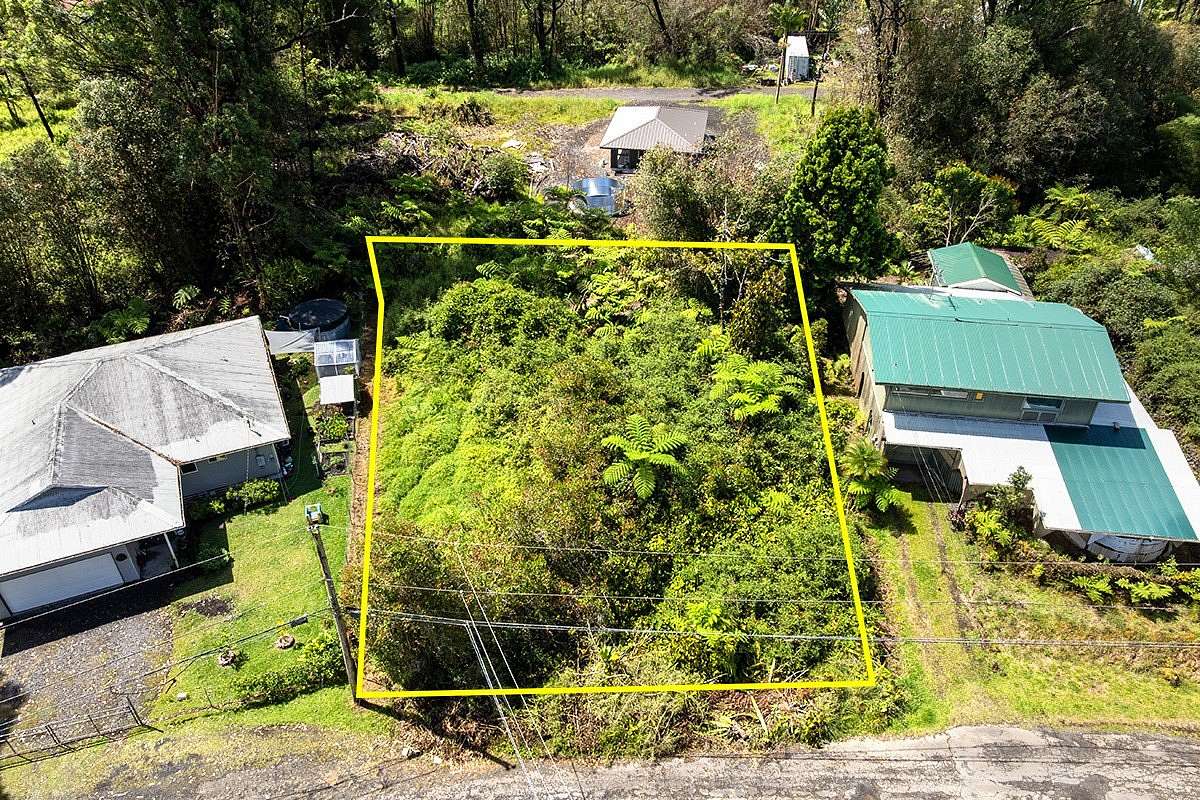 0.27 Acres of Residential Land for Sale in Mountain View, Hawaii