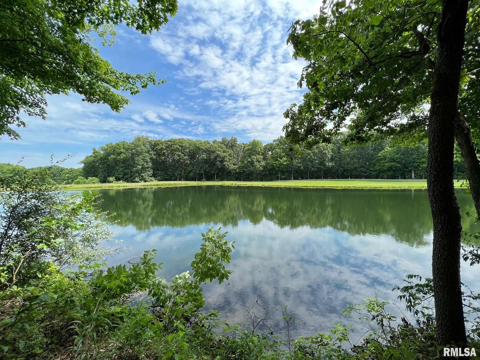 0.38 Acres of Residential Land for Sale in Pana, Illinois