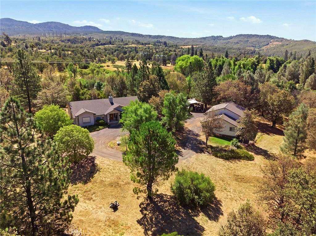 5 Acres of Land with Home for Sale in Round Mountain, California