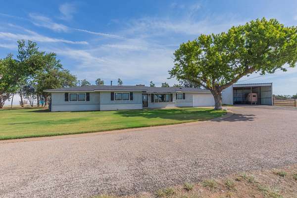 4.53 Acres of Land with Home for Sale in Canyon, Texas