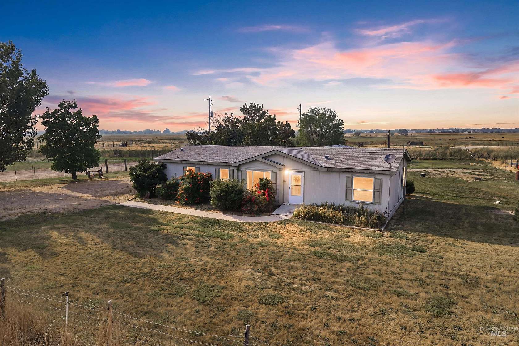 5 Acres of Land with Home for Sale in Emmett, Idaho
