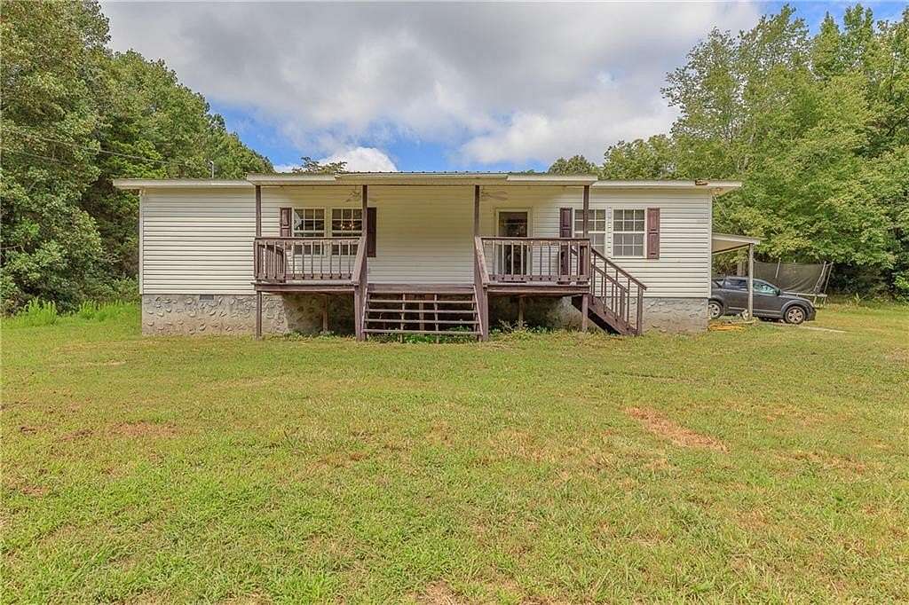 16.3 Acres of Land with Home for Sale in LaFayette, Georgia