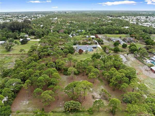 1.25 Acres of Land for Sale in Port St. Lucie, Florida