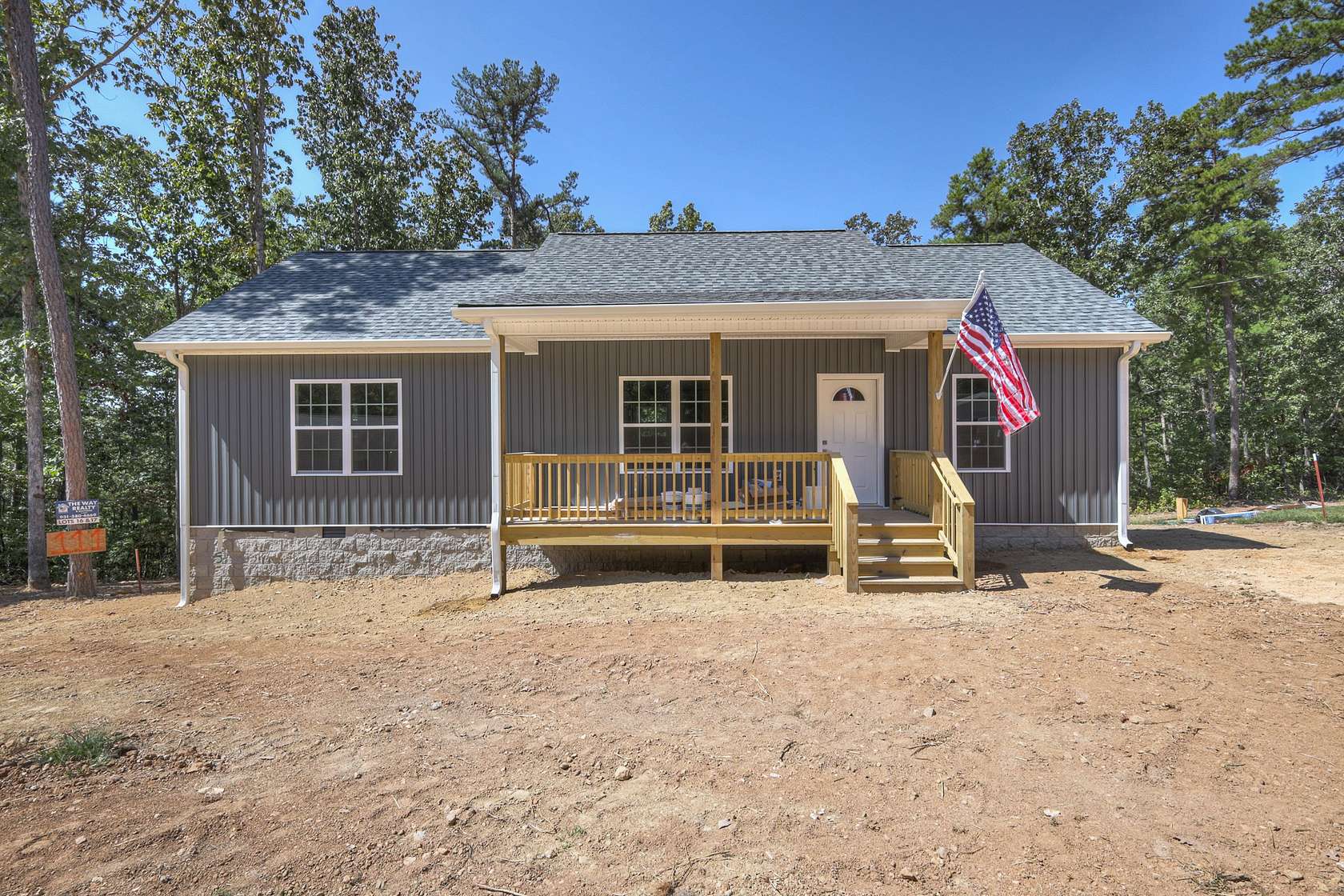 1.5 Acres of Land with Home for Sale in Hohenwald, Tennessee