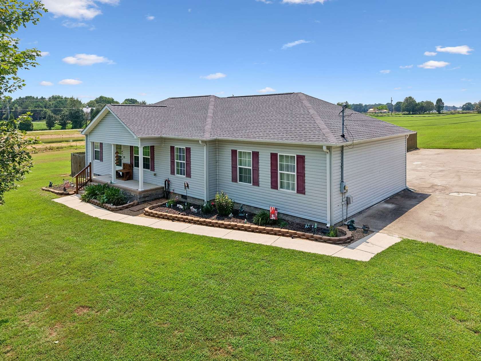 5 Acres of Land with Home for Sale in Ardmore, Tennessee