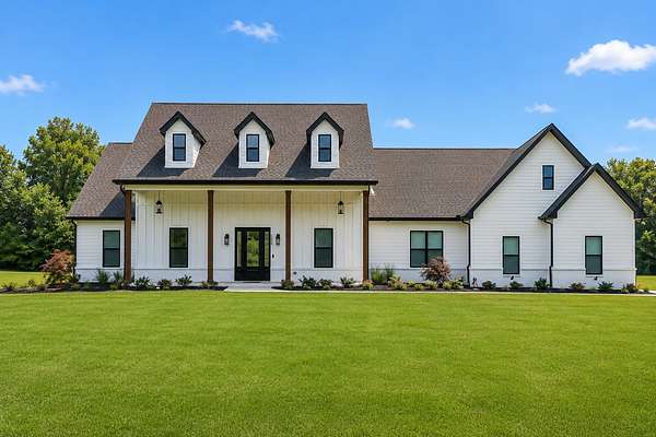 5.18 Acres of Land with Home for Sale in Lascassas, Tennessee