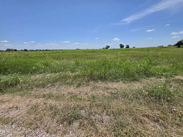0.31 Acres of Residential Land for Sale in Lone Oak, Texas