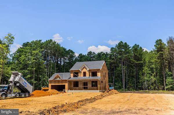 3.2 Acres of Land with Home for Sale in Berlin, New Jersey