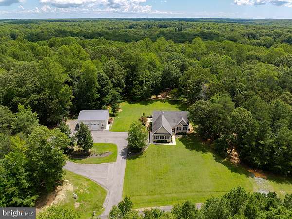 15.9 Acres of Recreational Land with Home for Sale in Hollywood, Maryland