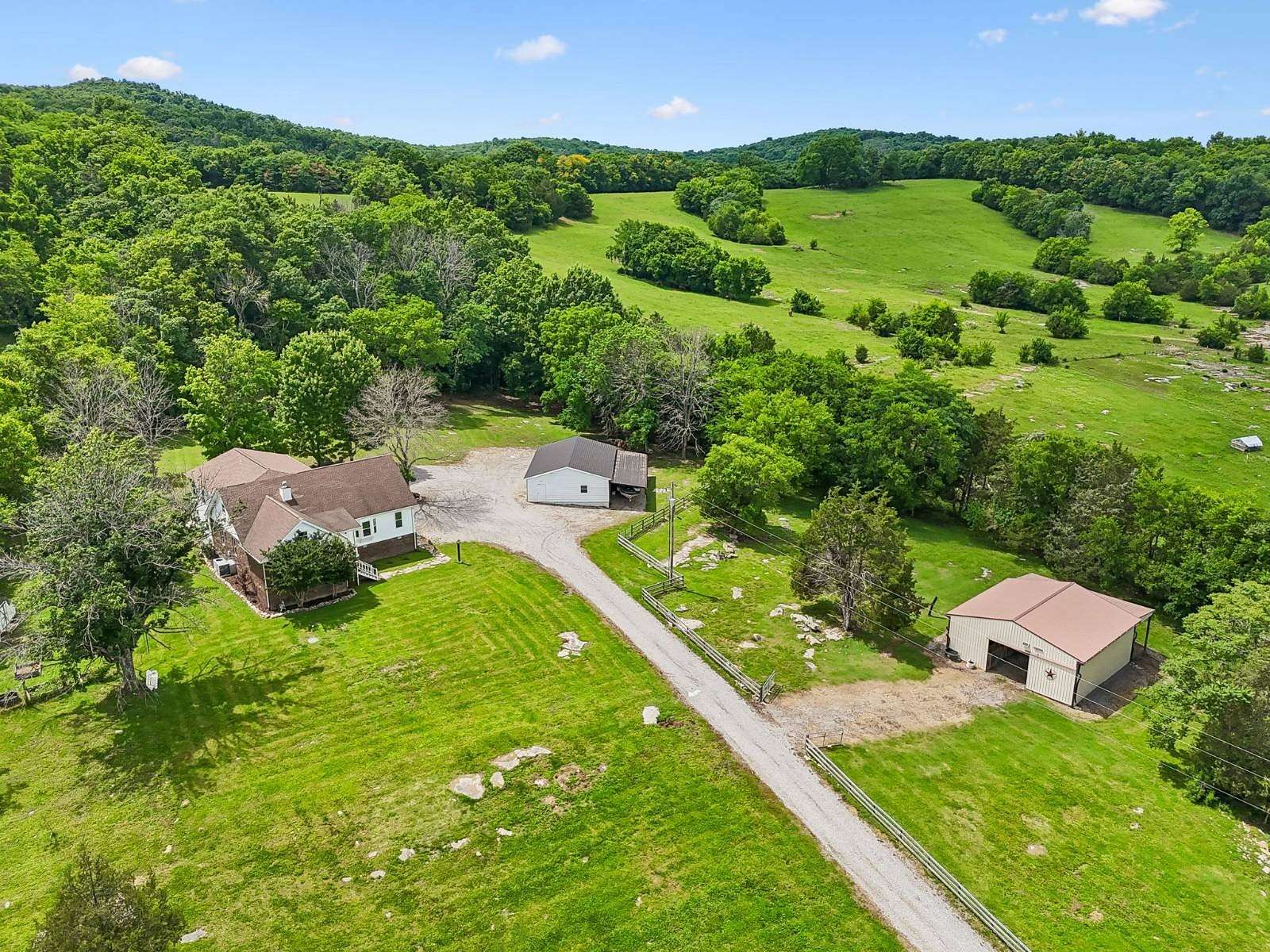 7.72 Acres of Land with Home for Sale in Lebanon, Tennessee