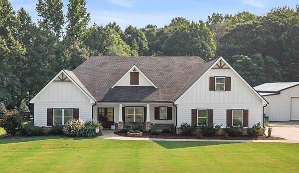 1.7 Acres of Land with Home for Sale in Madison, Georgia