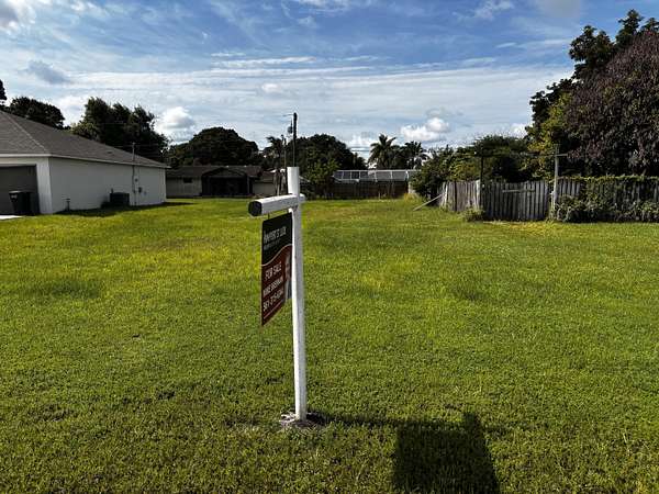0.24 Acres of Residential Land for Sale in Port St. Lucie, Florida