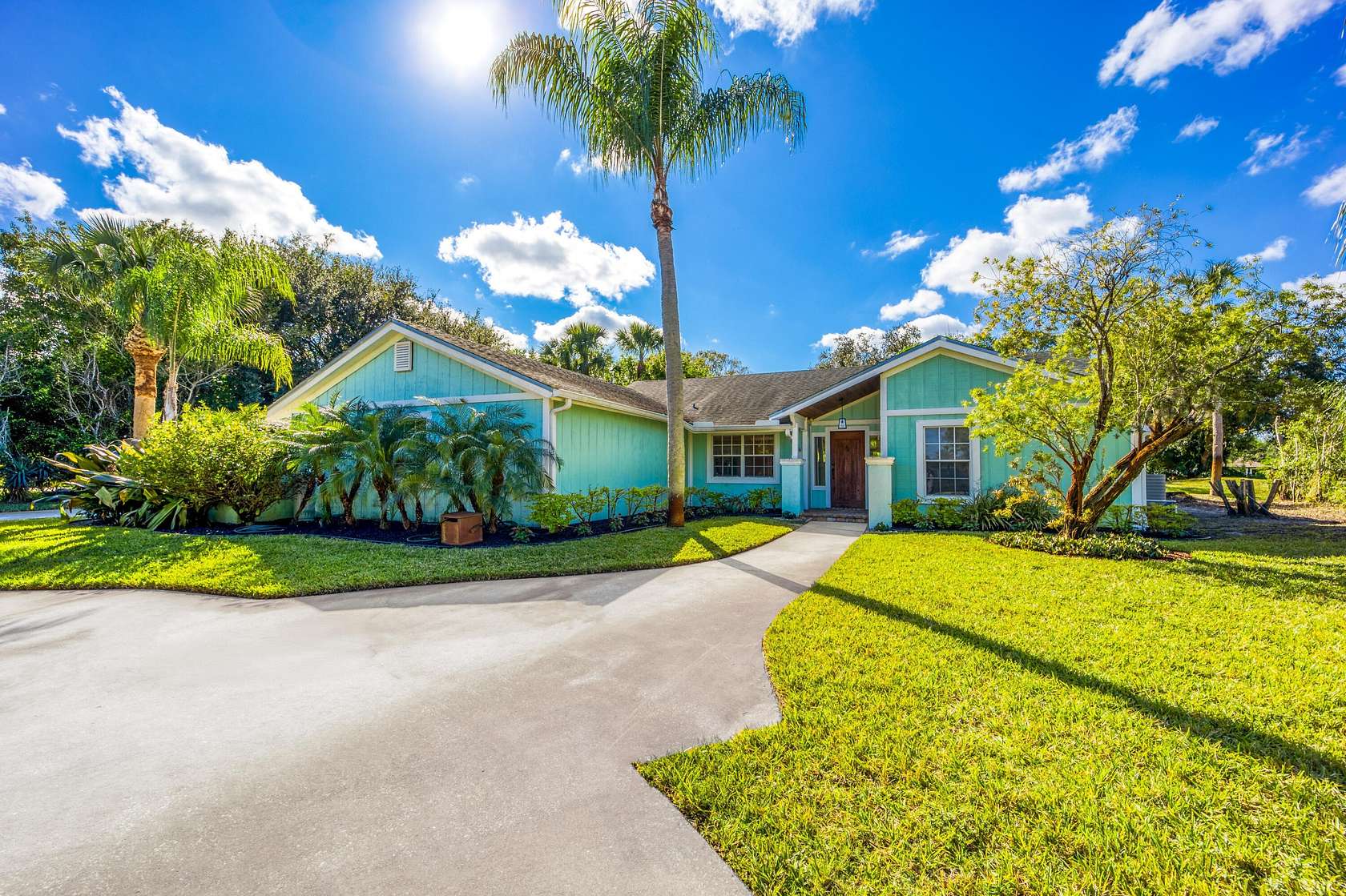 1.7 Acres of Land with Home for Sale in Palm City, Florida