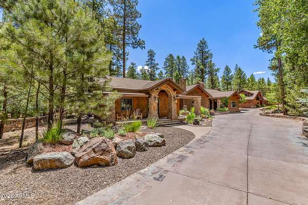 2.5 Acres of Land with Home for Sale in Flagstaff, Arizona