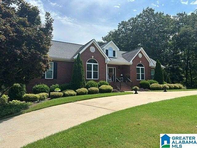 2.17 Acres of Land with Home for Sale in Columbiana, Alabama
