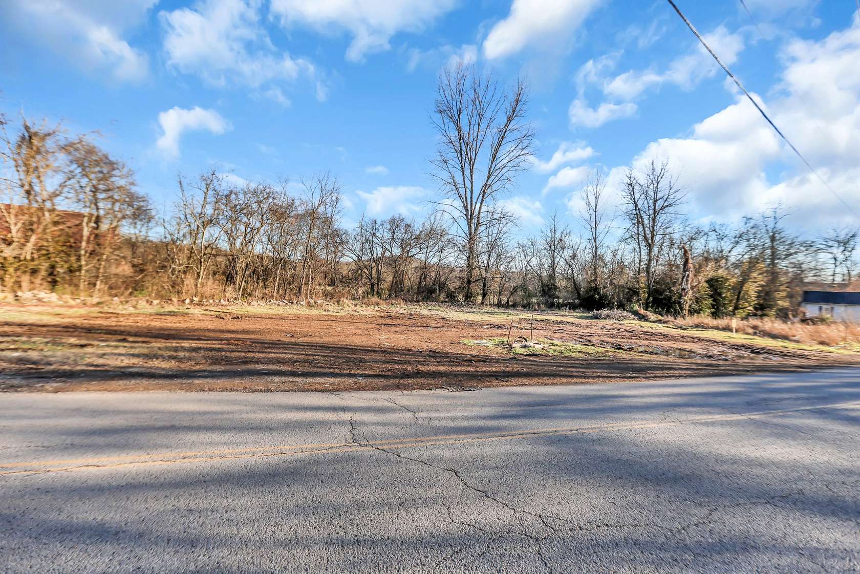 1.13 Acres of Residential Land for Sale in Bethpage, Tennessee