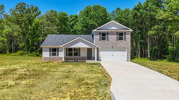1.52 Acres of Land with Home for Sale in Dickson, Tennessee
