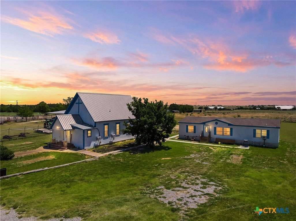 1.5 Acres of Land with Home for Sale in Purmela, Texas