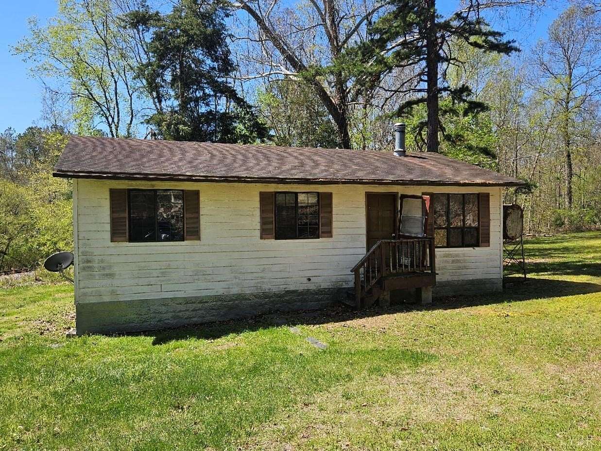 3.65 Acres of Land with Home for Sale in New Canton, Virginia