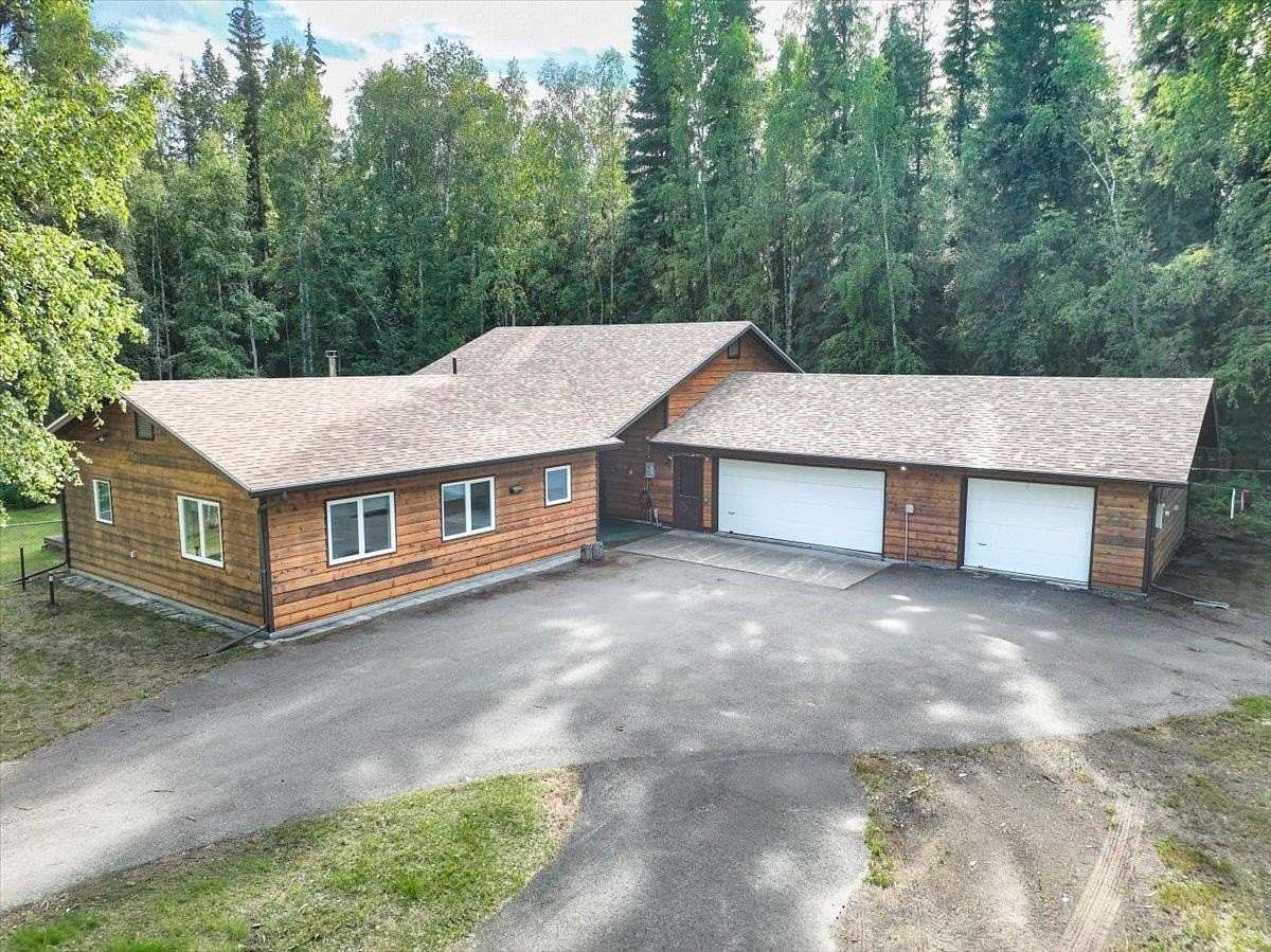 3.13 Acres of Land with Home for Sale in North Pole, Alaska