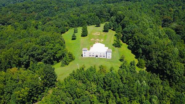 62.7 Acres of Recreational Land with Home for Sale in Goodspring, Tennessee