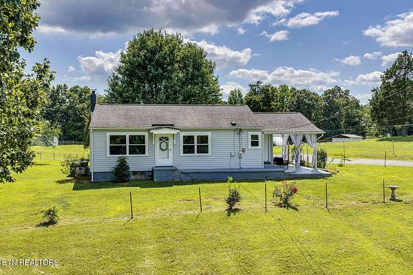 8.57 Acres of Land with Home for Sale in Rockwood, Tennessee